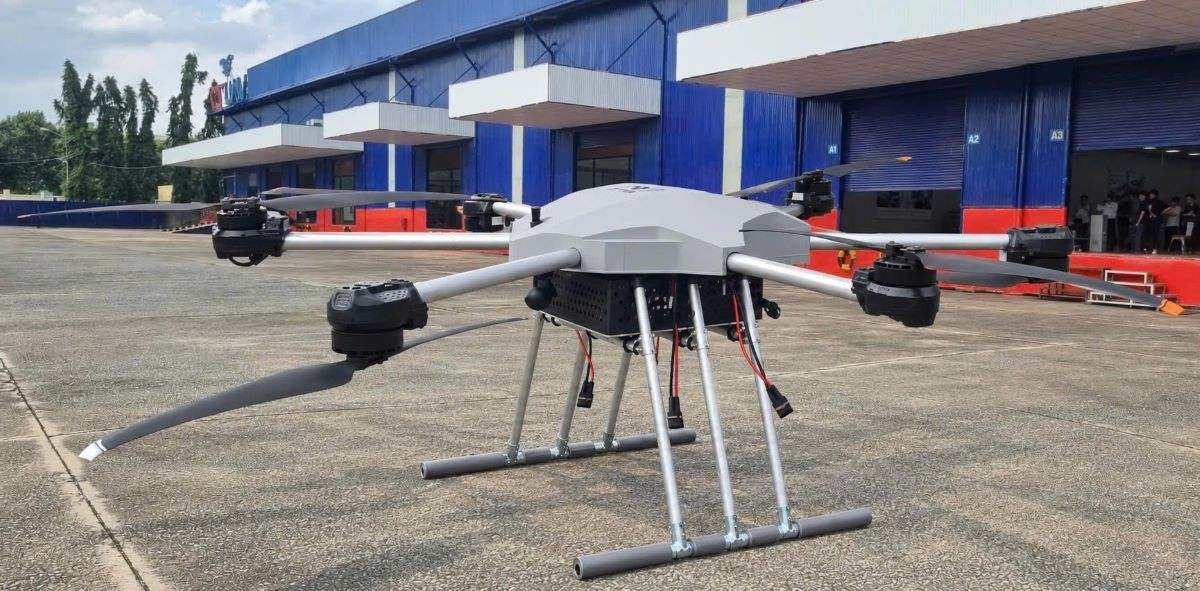 CT UAV THIẾT KẾ THÀNH CÔNG UAV VẬN TẢI HẠNG NẶNG 230 KG, CHỞ ĐƯỢC 100 KG